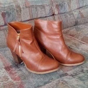 Ankle boots